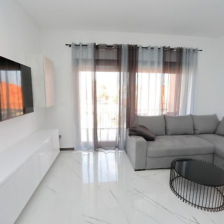 Apartmani More Bibinje Camera foto